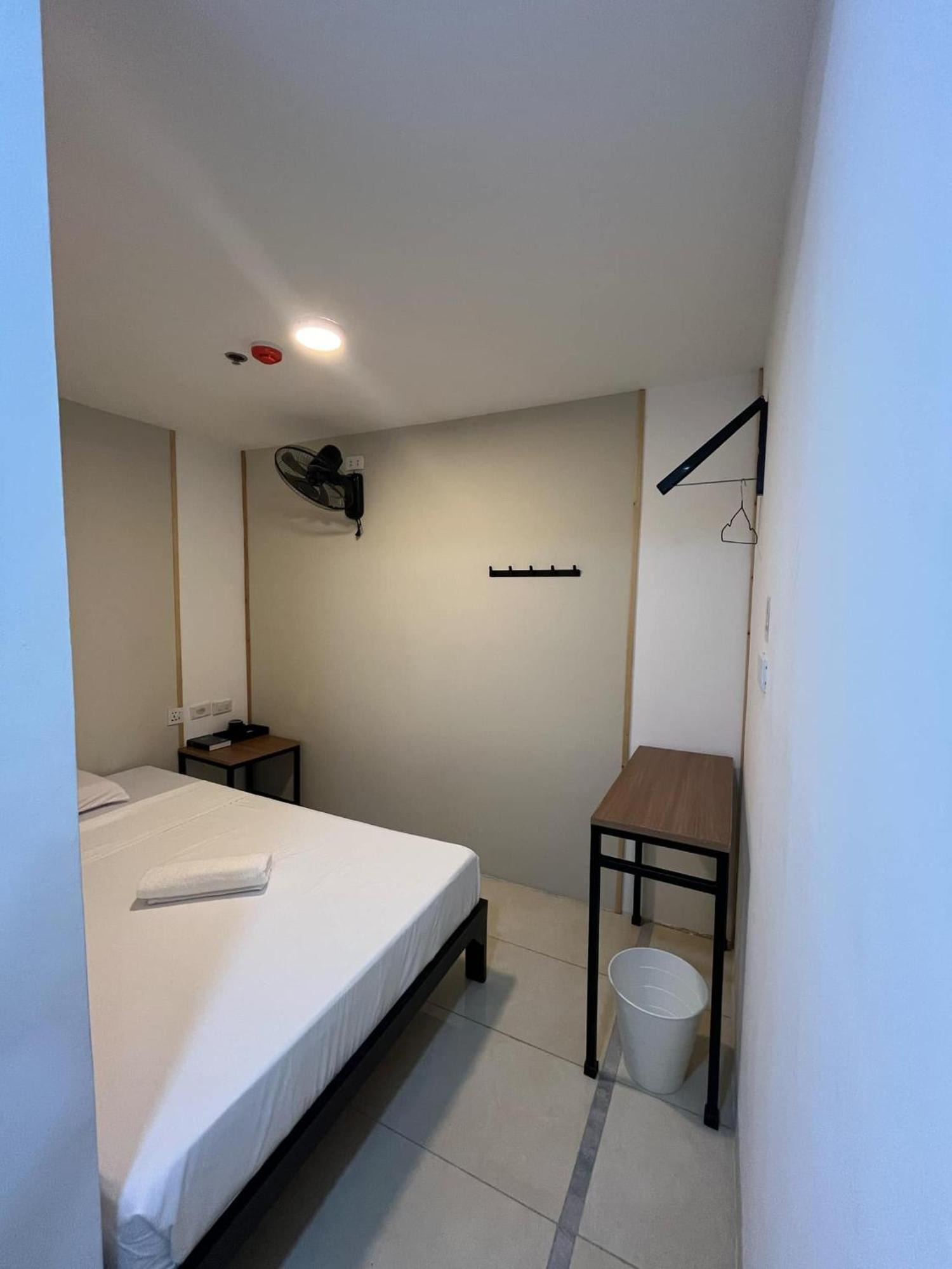 Maine City Residences Tramo Пасай Екстериор снимка