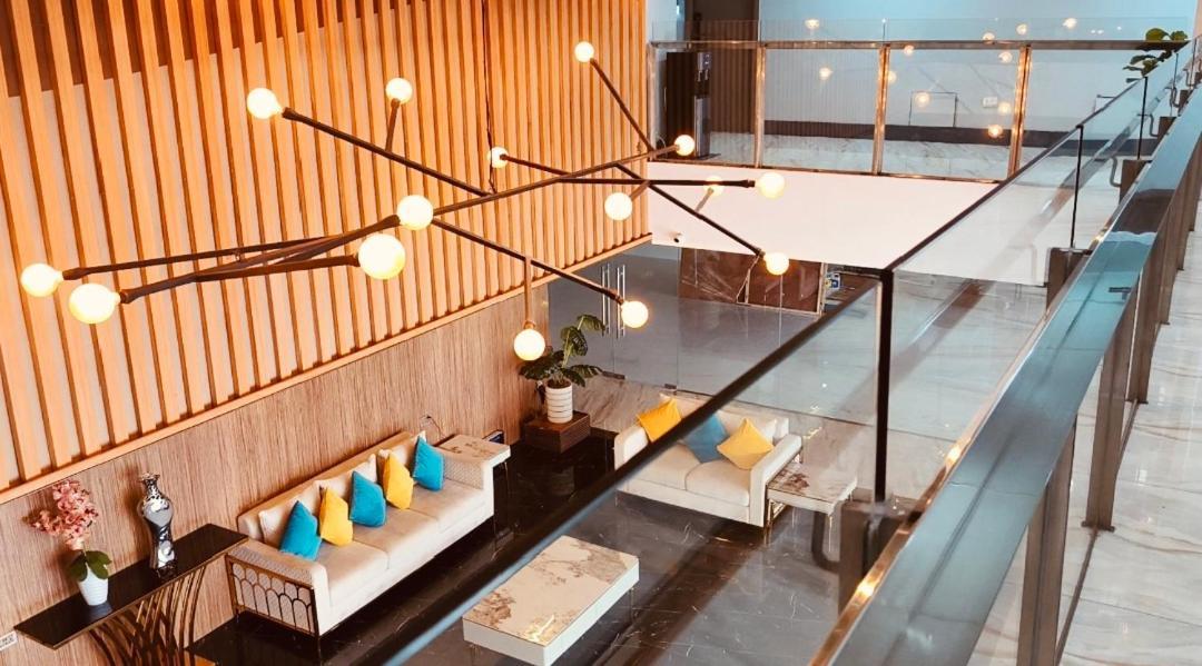 Maine City Residences Tramo Пасай Екстериор снимка